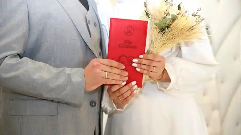 7,6 Milyon Kişiye Aile ve Evlilik Eğitimi Verildi 7,6 Milyon Kişiye Aile ve Evlilik Eğitimi Verildi